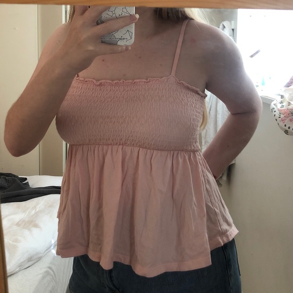 Smocked pink ruffle top - Picture 2 of 3